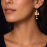QOS Earrings with Crystal Zirconia - Gold - Show off